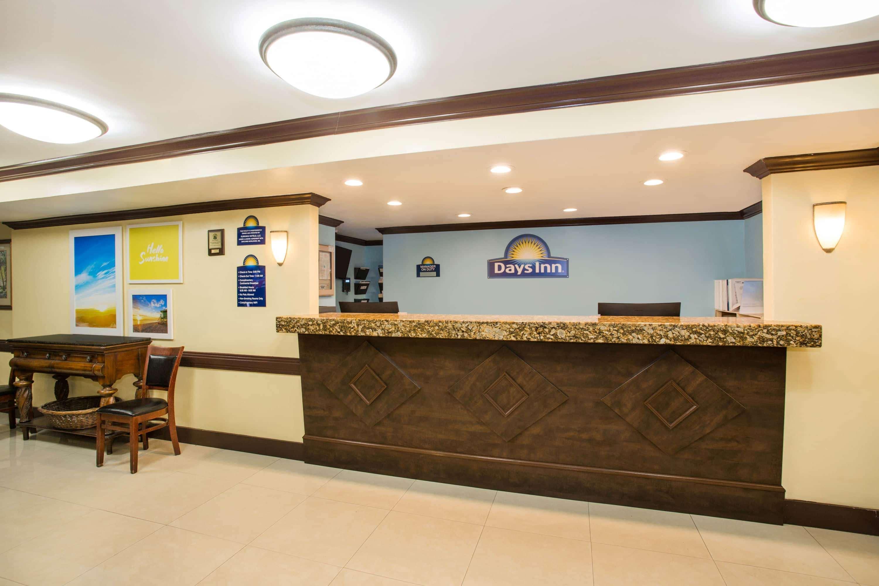 Days Inn By Wyndham Florida City Esterno foto